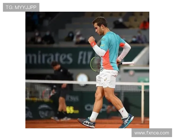 兹维轻松晋级辛纳再战沙波 兹维轻松晋级辛纳再战沙波